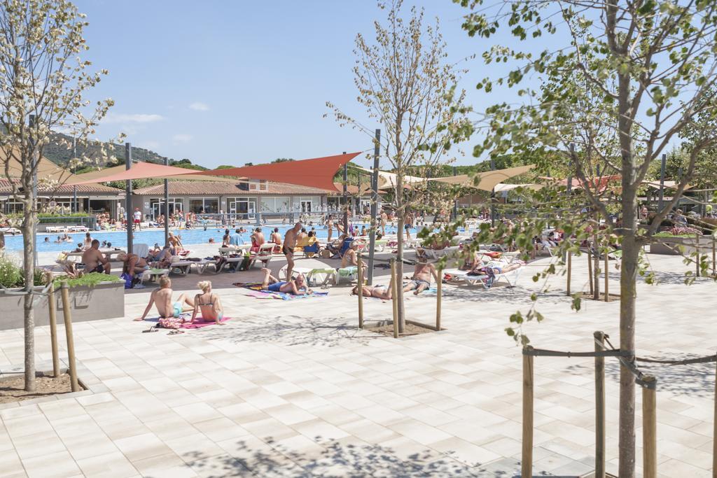 Camping Riembau Castell-Castell-Platja d'Aro Extérieur photo