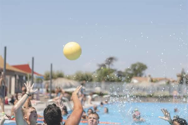 Camping Riembau Castell-Castell-Platja d'Aro Extérieur photo